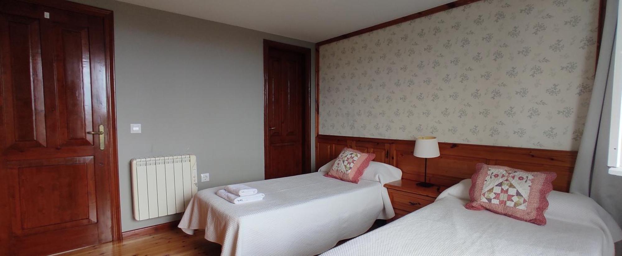 Apartamentos El Jornu ยาเนส ภายนอก รูปภาพ