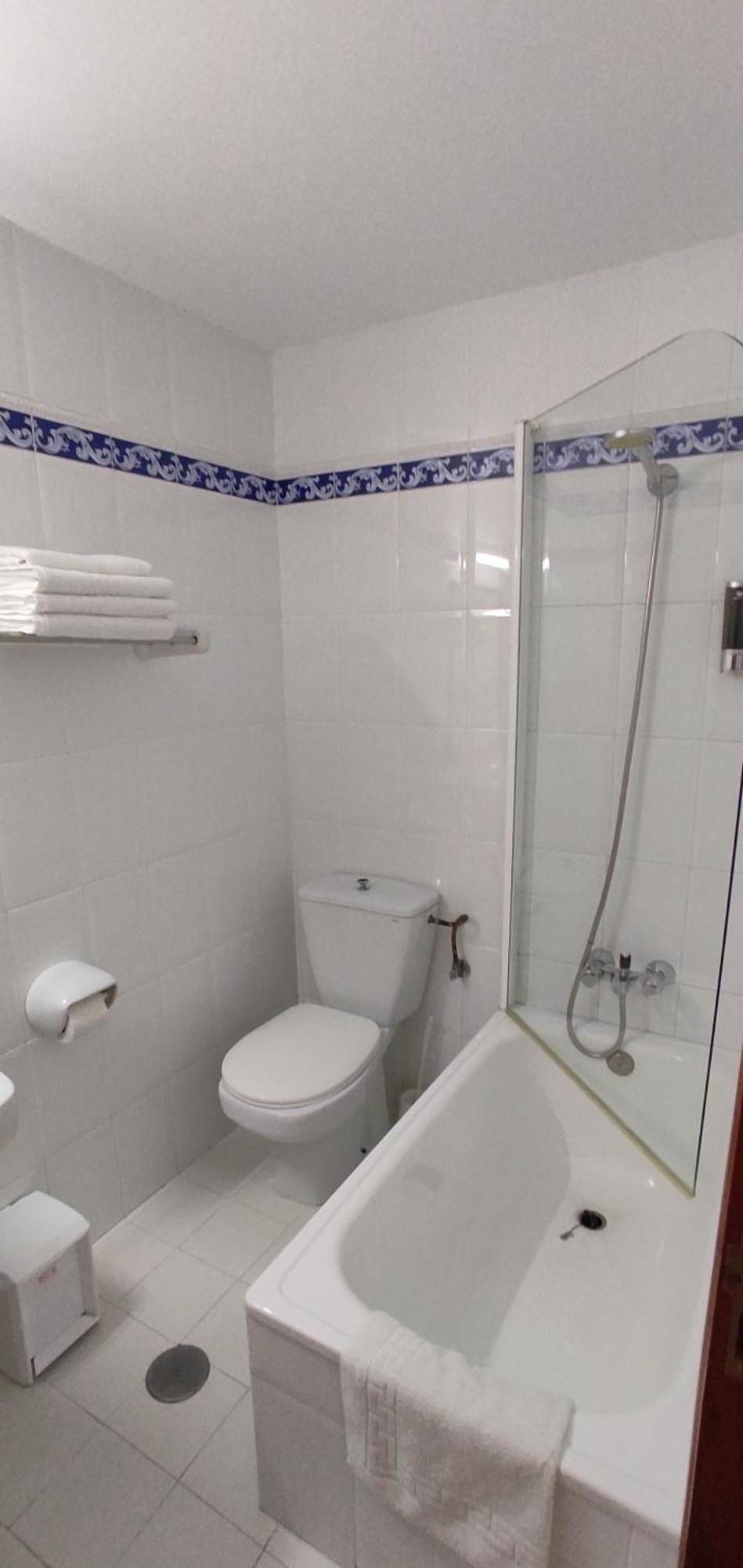 Apartamentos El Jornu ยาเนส ภายนอก รูปภาพ