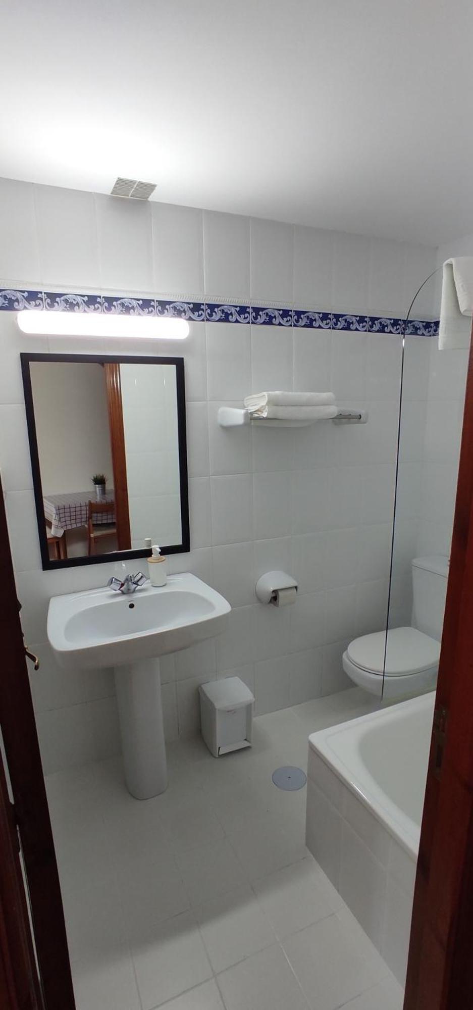 Apartamentos El Jornu ยาเนส ภายนอก รูปภาพ